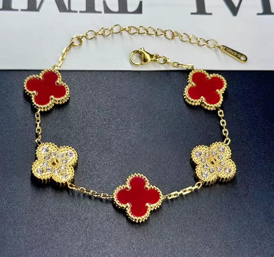 Pulsera Van Cleef Bañada en Oro de 18K con Diamantes 💎