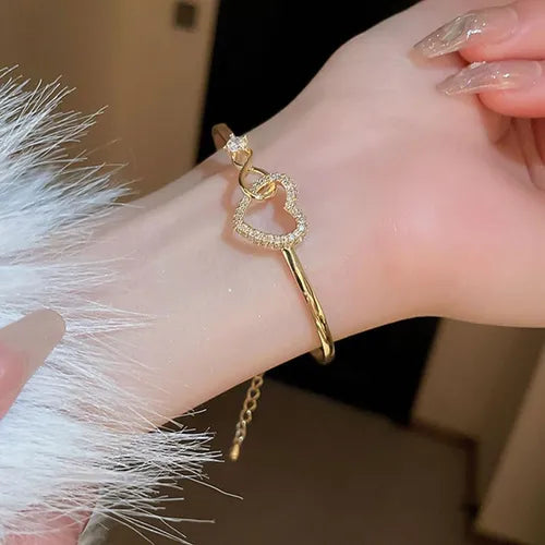 Brazalete Infinity Heart ♾️❤️ Bañado en Oro + Caja de Regalo Gratis